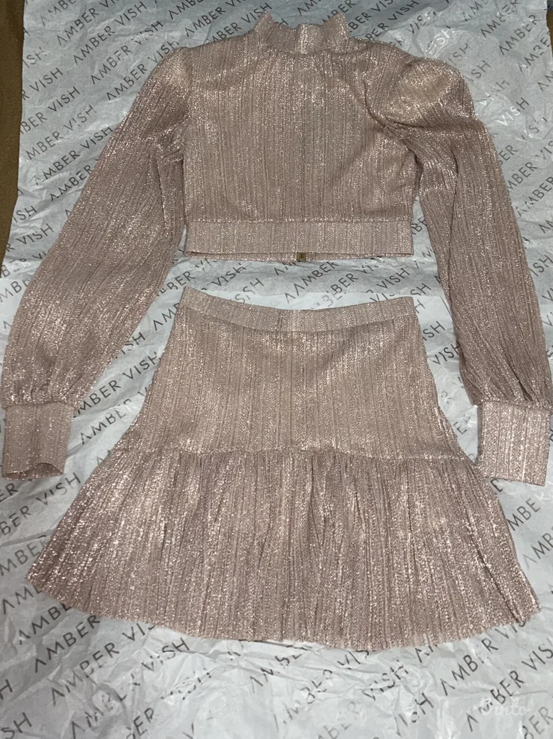 Amber vish set top i suknja