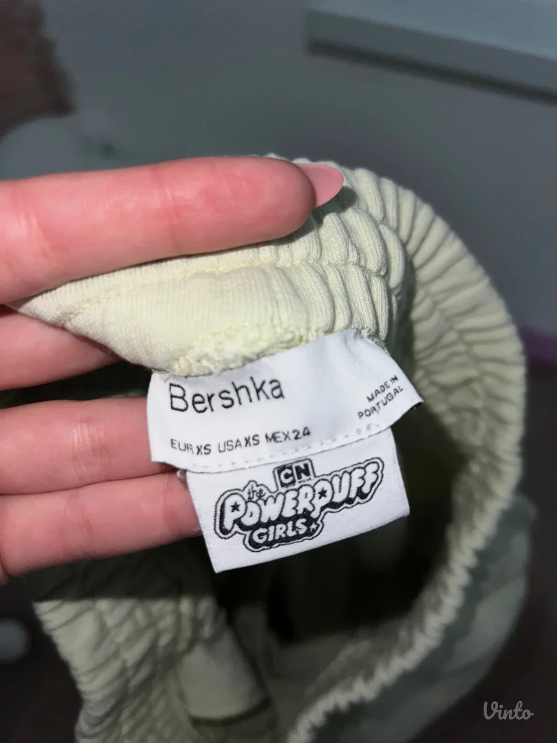 Bershka dugačak šorc