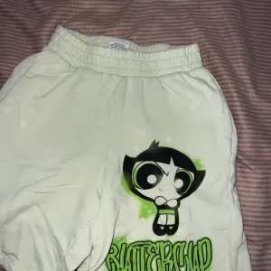 Bershka dugačak šorc