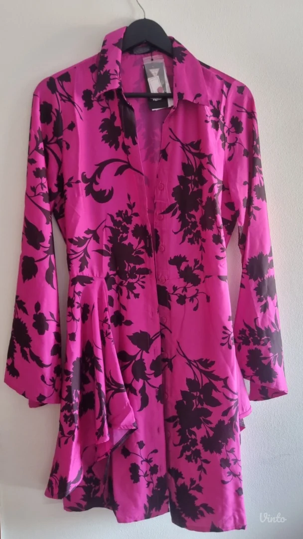 Guess haljina - nova sa etiketom!