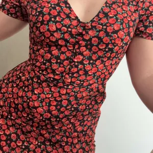 Missguided haljina, nova!