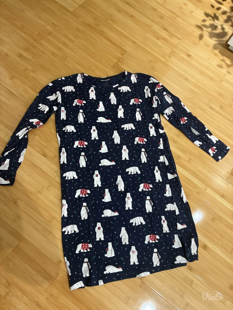 Novogodisnja spavacica