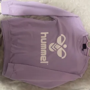 Hummel lila dukserica