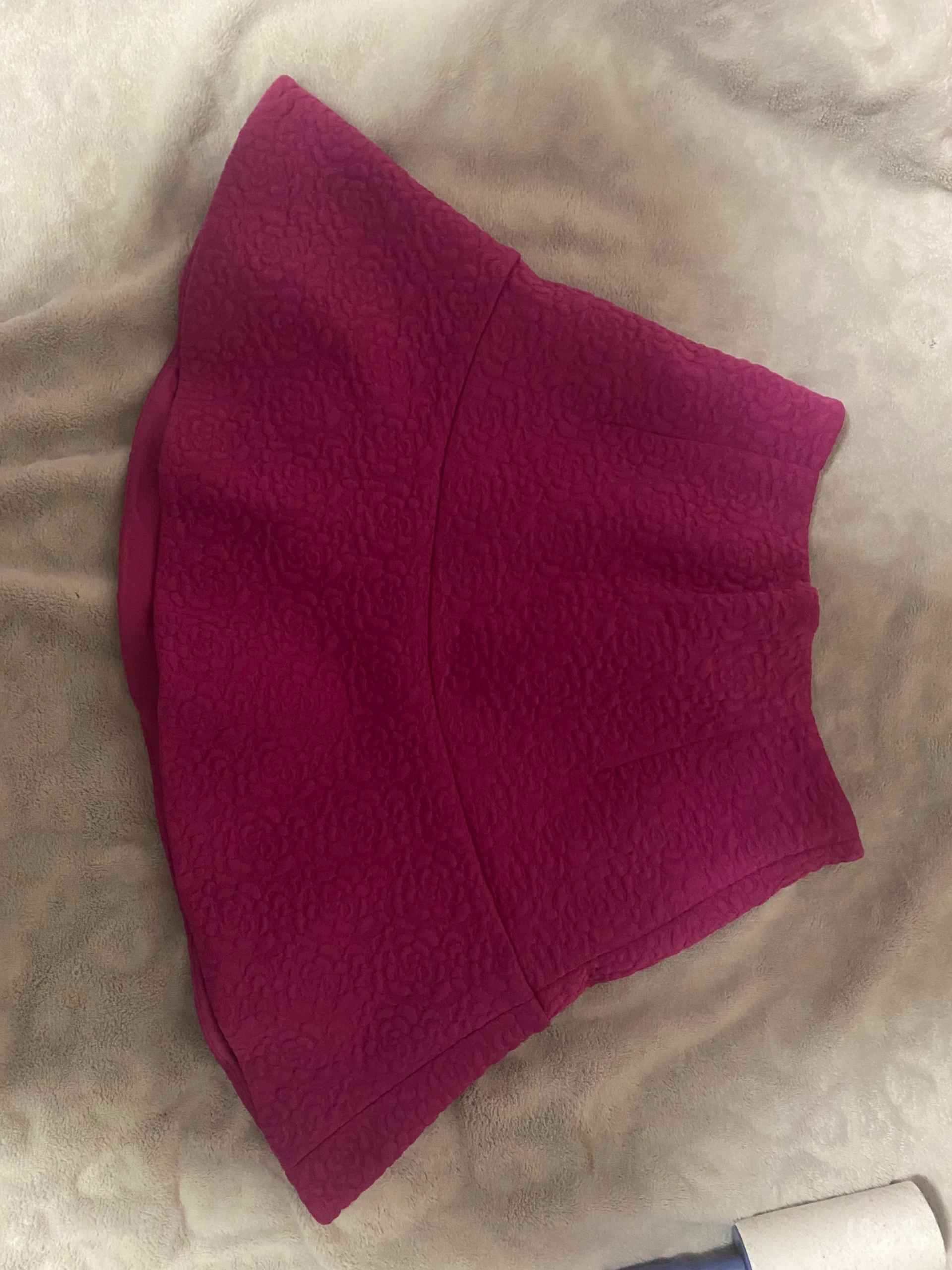 Roze suknja