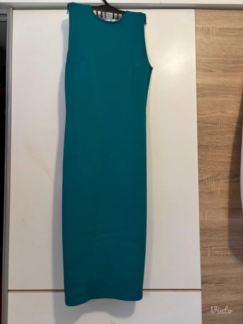 Elegantna uska haljina