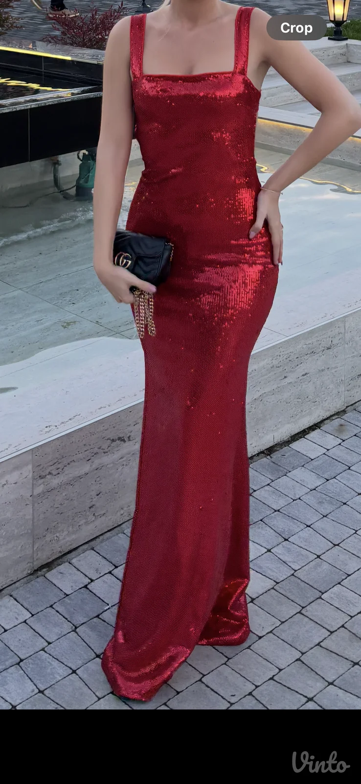 Elegantna svetlucava haljina