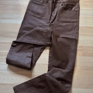 Stradivarius - Braon pantalone