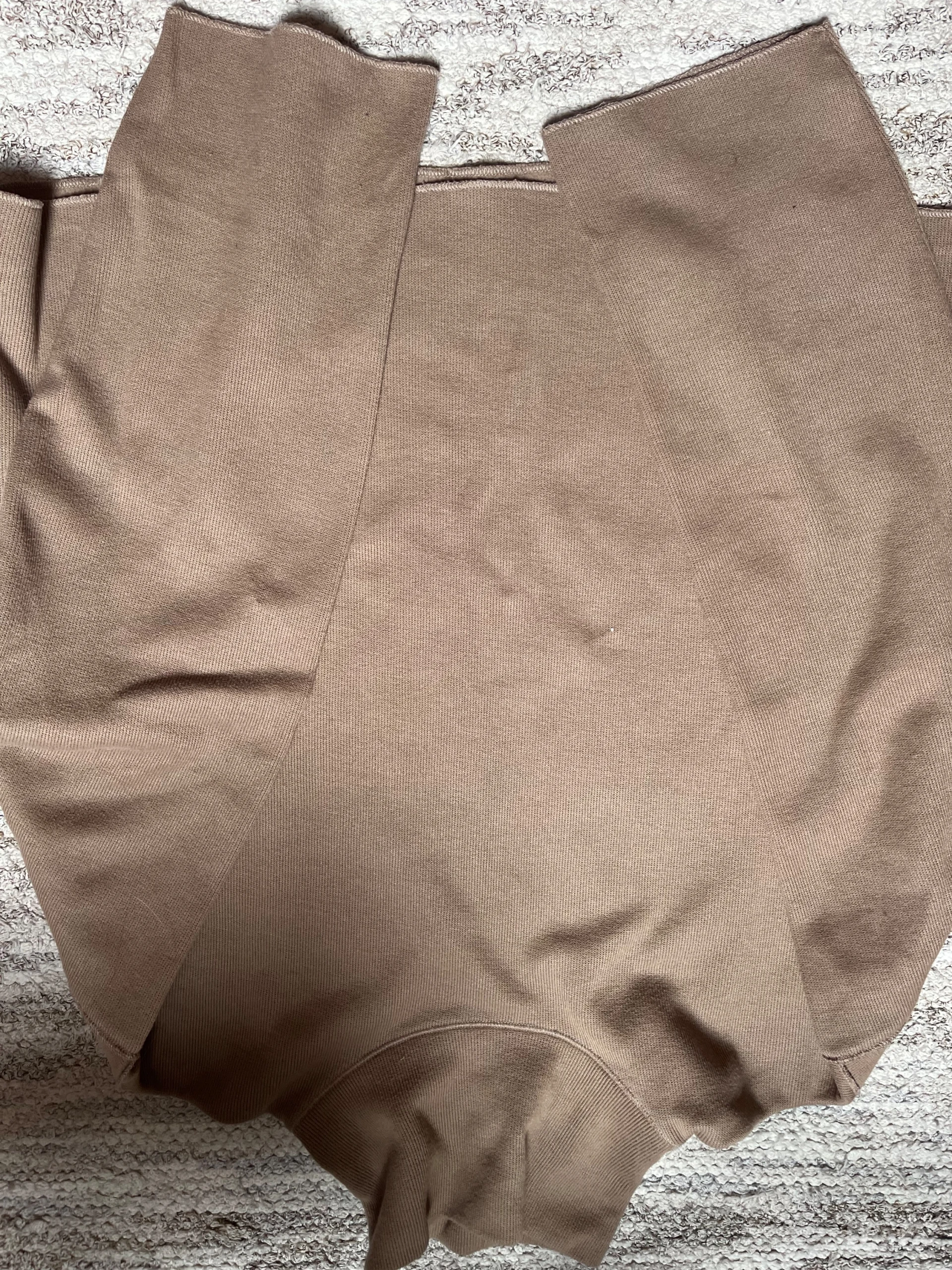 Zara nov komplet