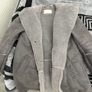 Stradivarius teddy kaput