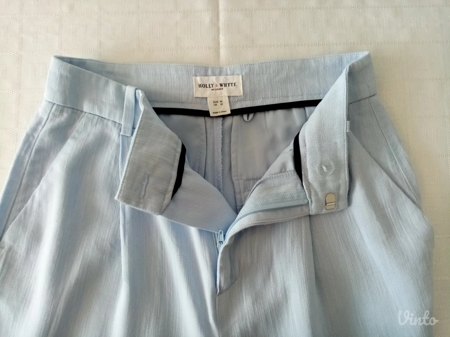 Pantalone Lindex, br. 36