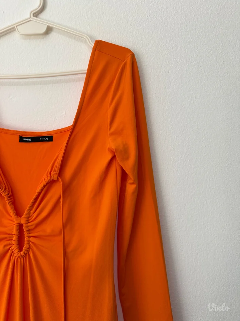 Narandzasta letnja haljina