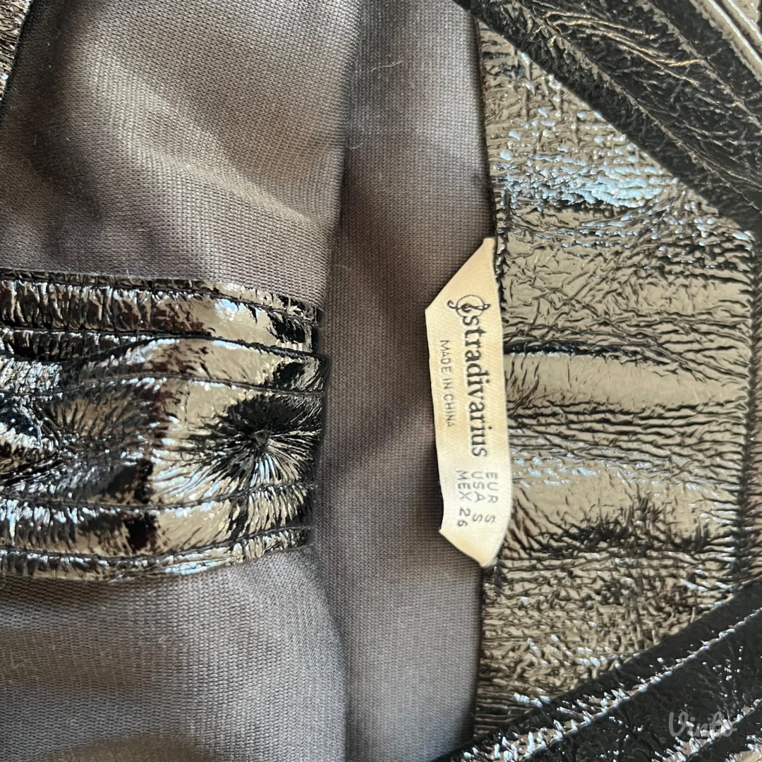 Stradivarius voskirana haljina