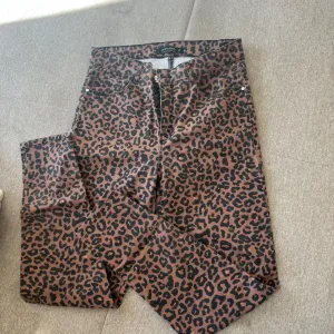Vajkiki pantalone