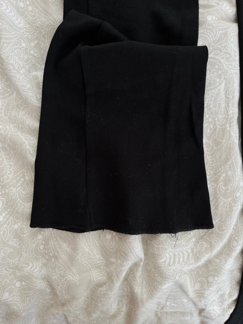 Bershka zvonaste helanke