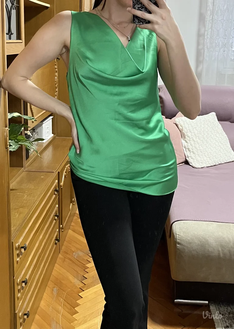 Satenska majica