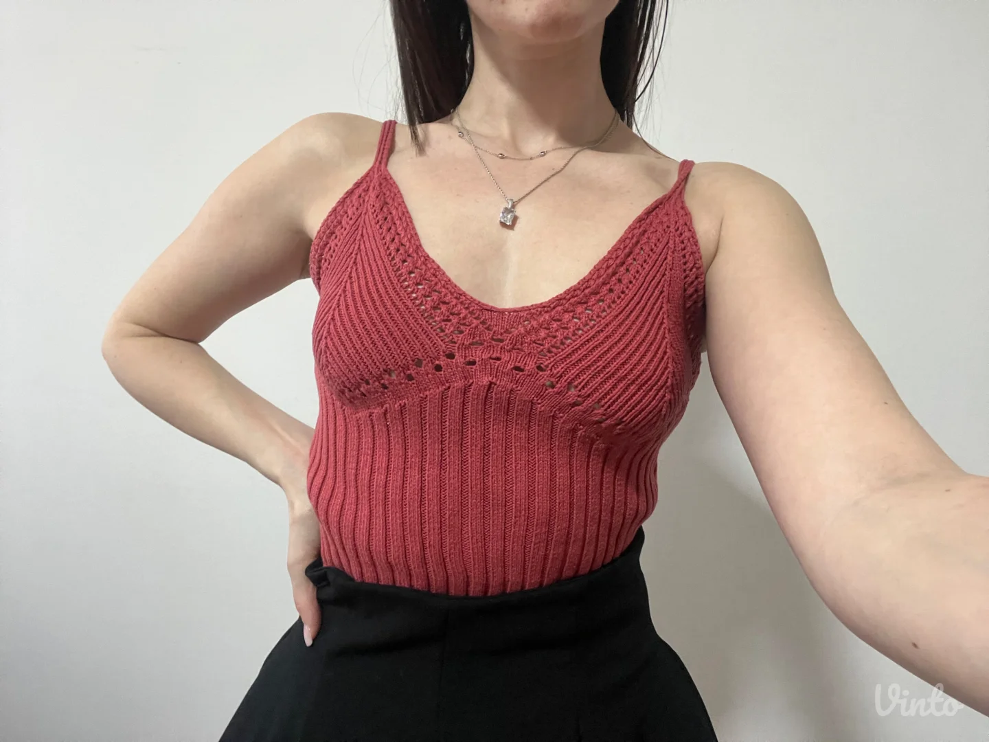 Džemper crop top