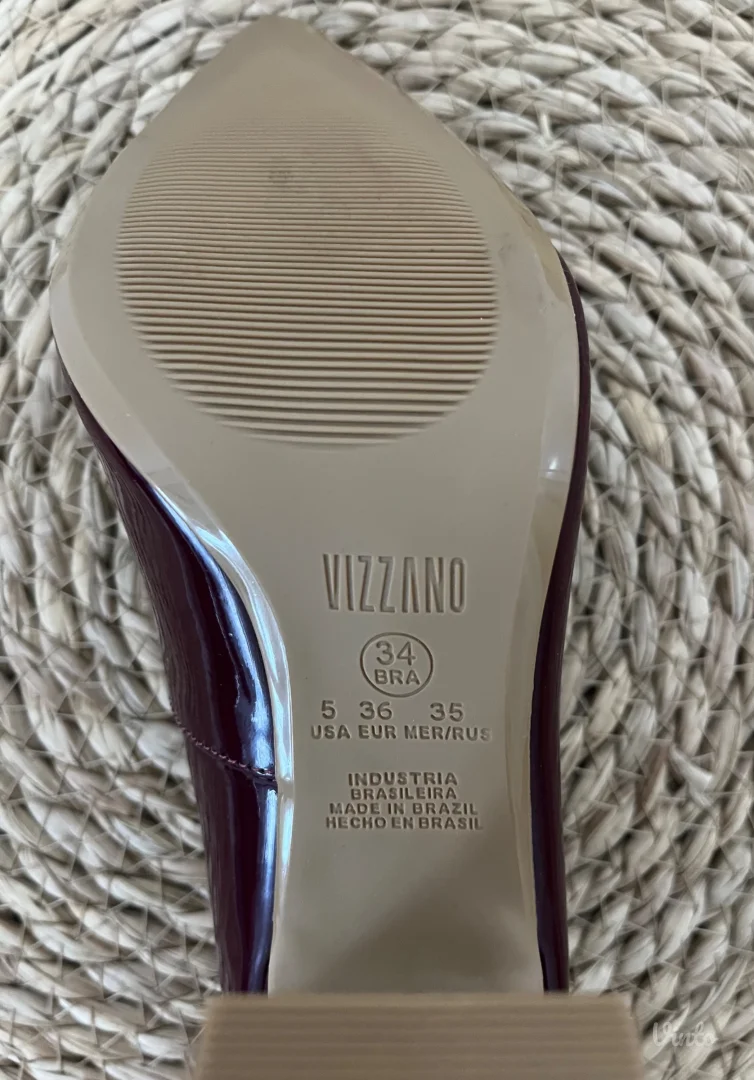 Vizzano lakovane salonke