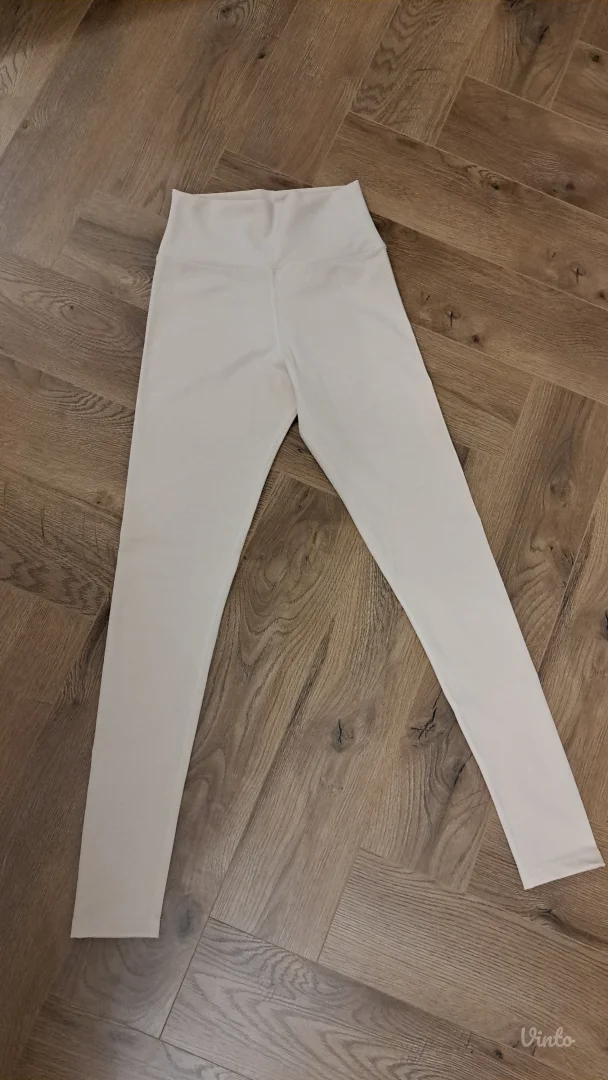 Potpuno nove helanke, 2 za 800, nikad nosene