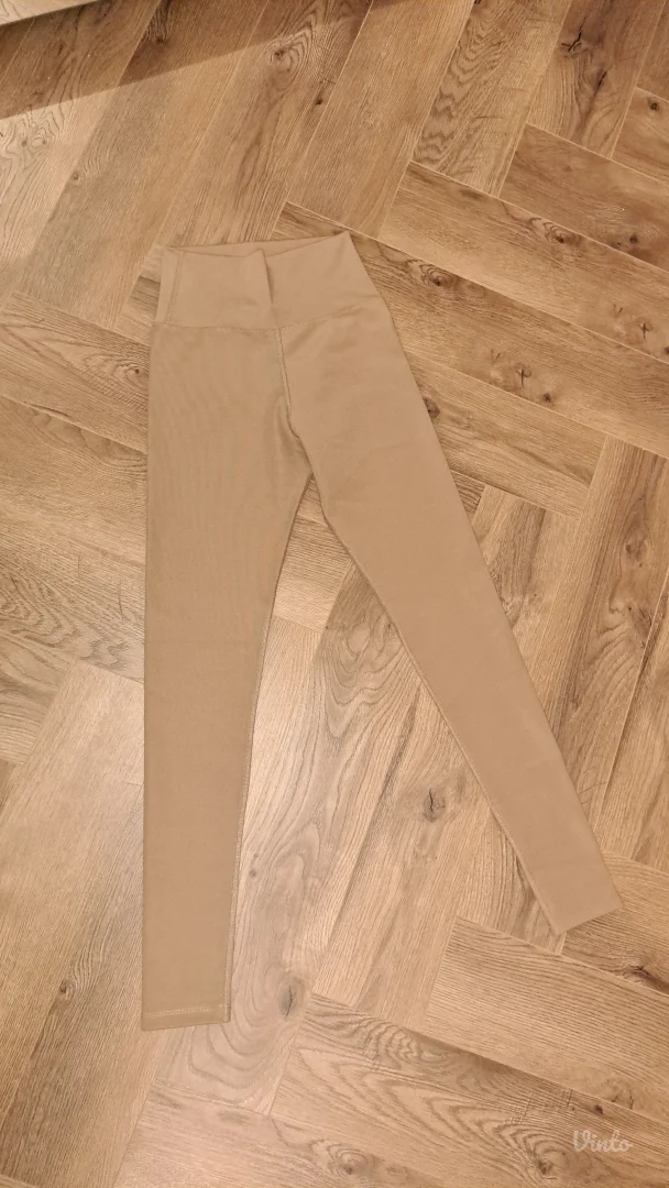 Potpuno nove helanke, 2 za 800, nikad nosene