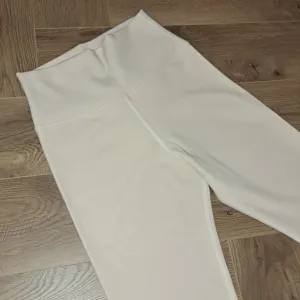 Potpuno nove helanke, 2 za 800, nikad nosene