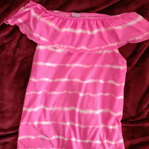 роза летња мајица