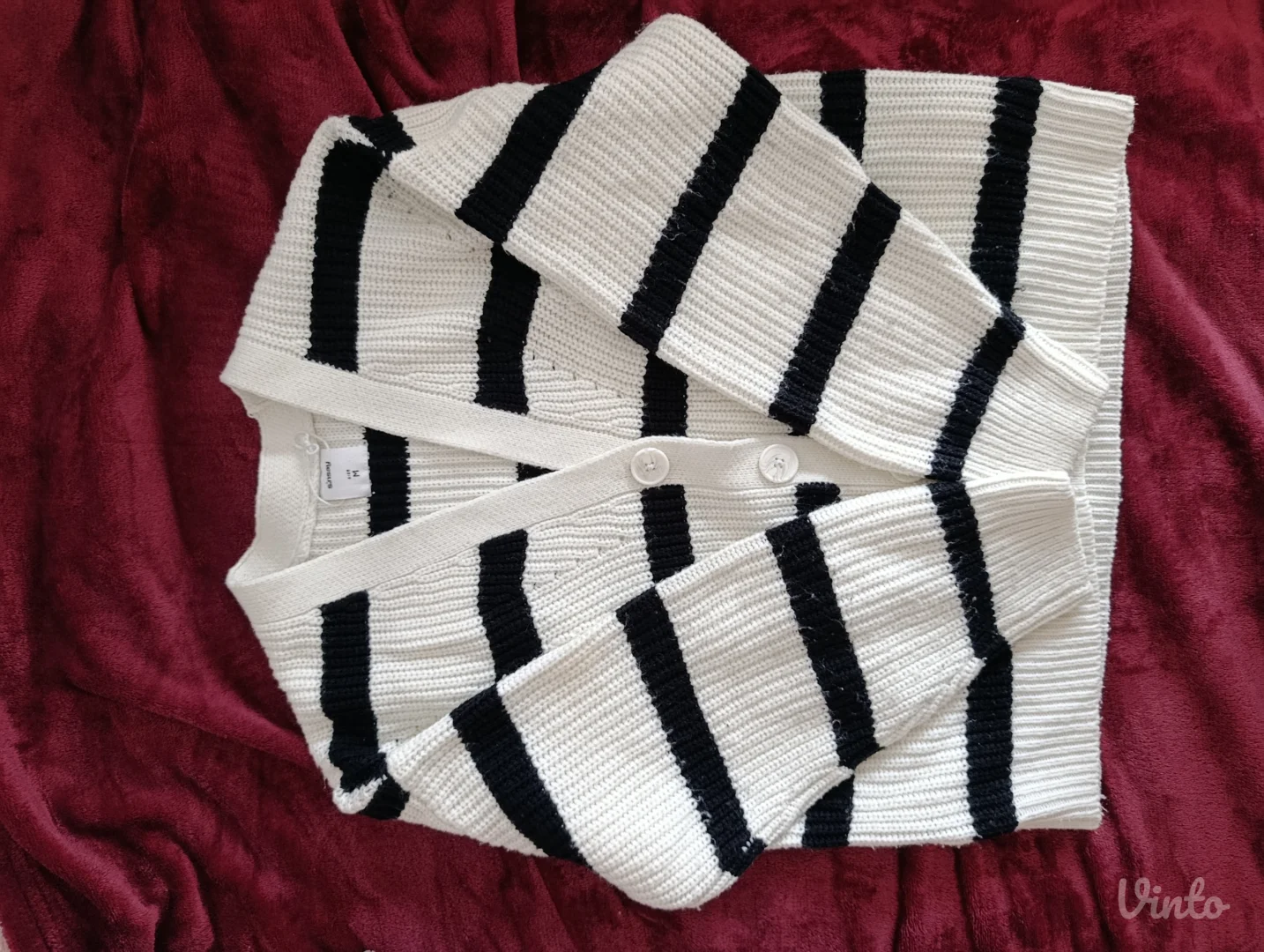 џемперић из Sinsaya