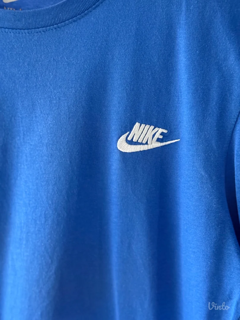 The Nike Tee majica S