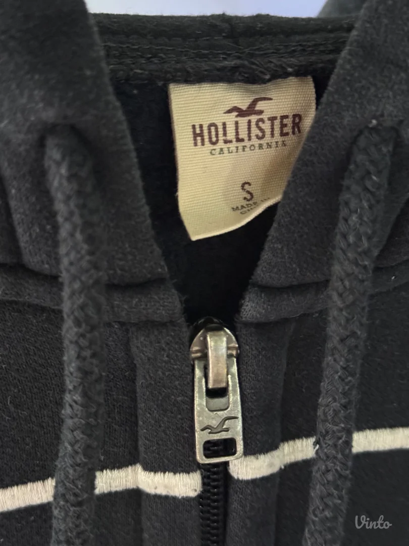 Hollister duks
