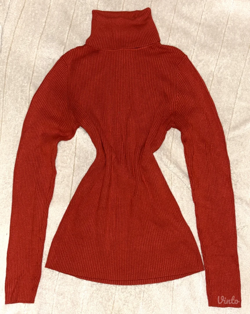 Amisu - crvena rolka