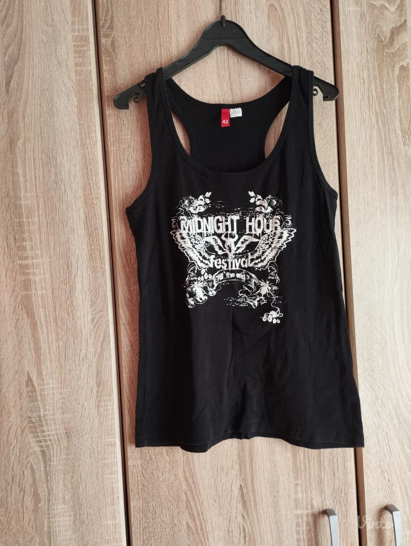 H&M Divided Gothic Mode atlet majica XL vel 42