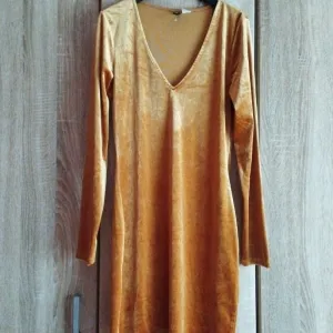 Plisirana haljina H&M Divided, Vel. 42