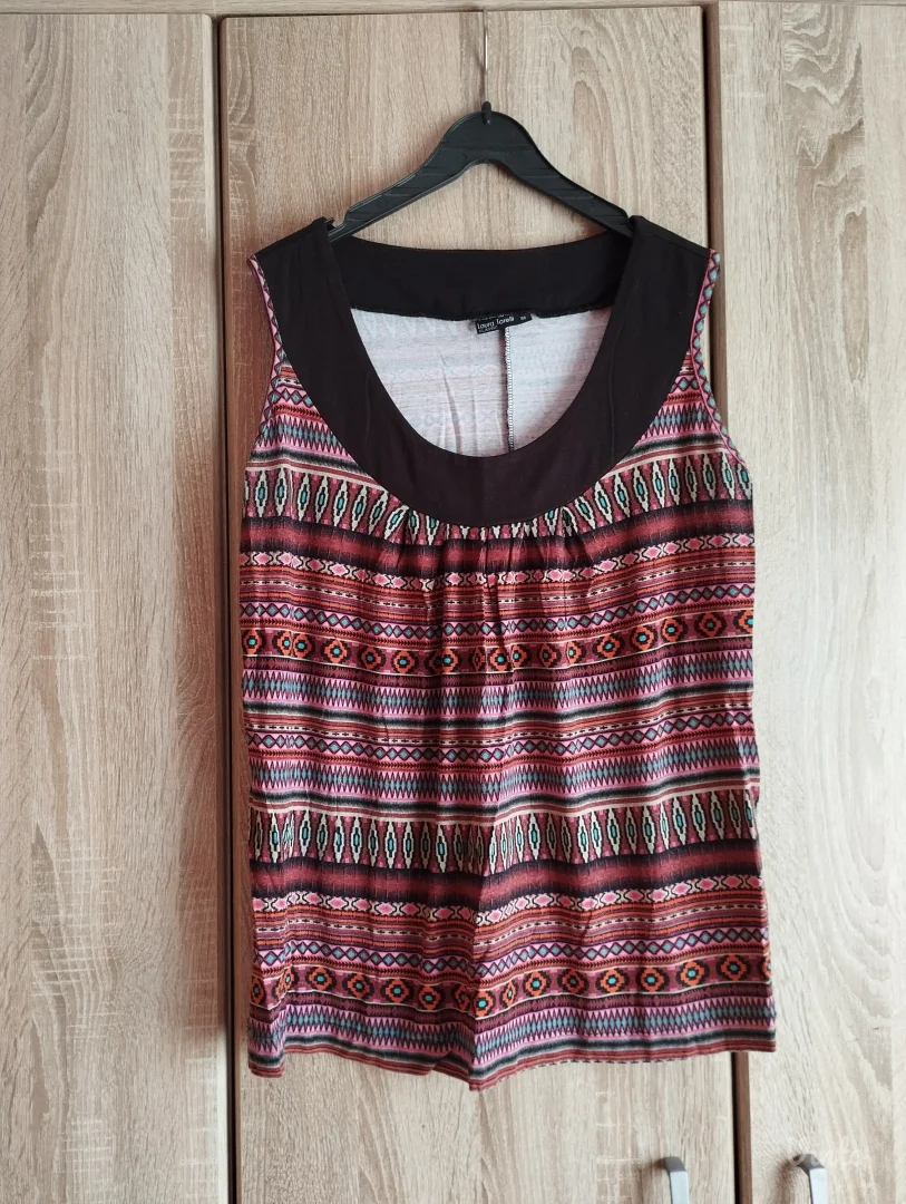 Laura Torelli viskozna majica M, ethno aztec stil, laga