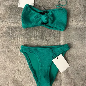 Potpuno novi Zara komplet kupaci