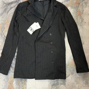 Novi Zara zenski sako