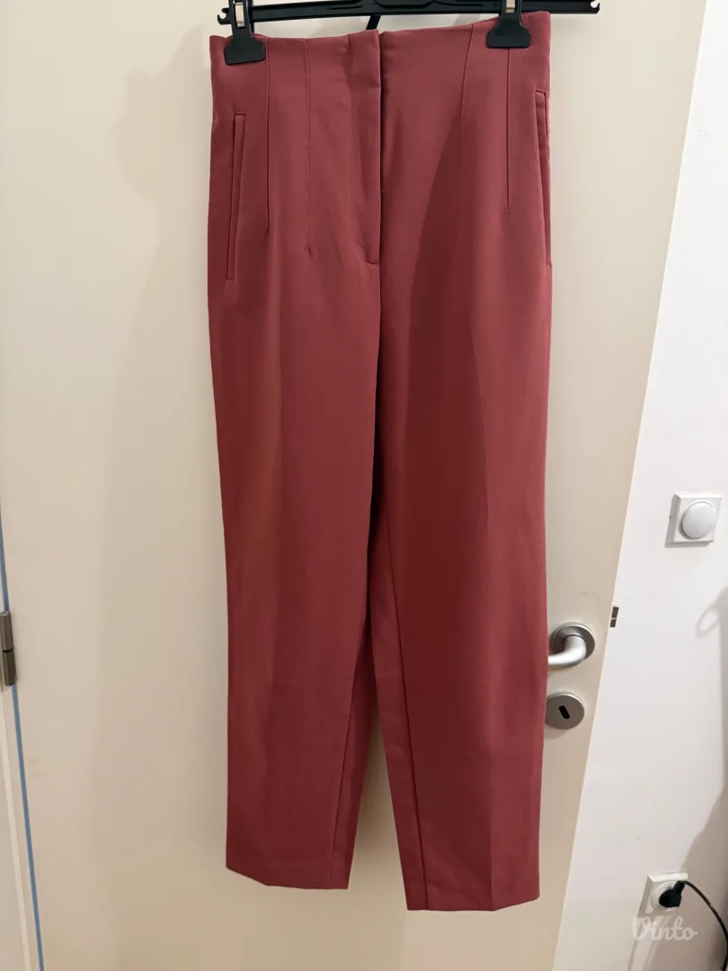 Zara pantalone