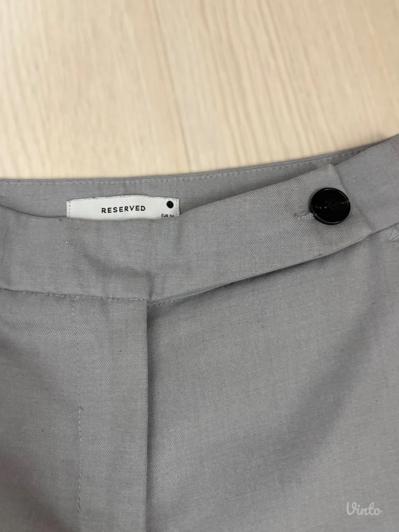 Reserved pantalone