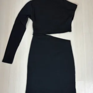 Zara asimetrična haljina