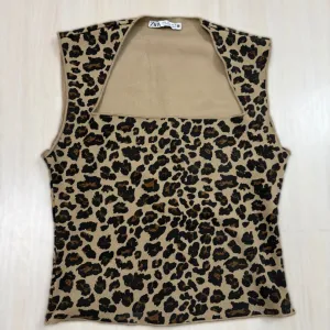 Zara tigrasti top
