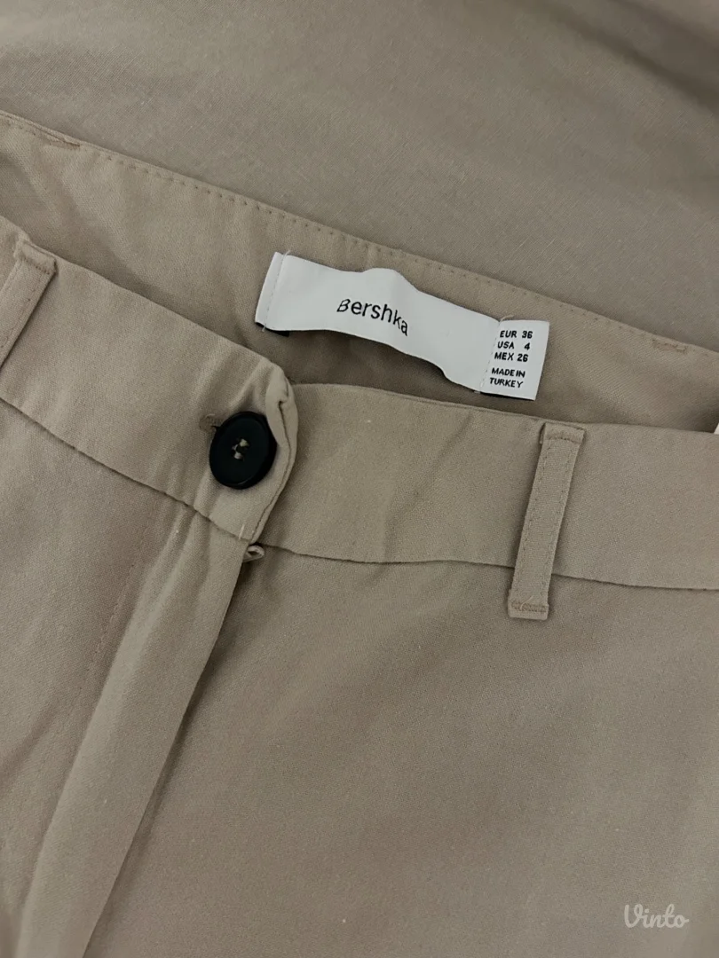 Bershka pantalone krem