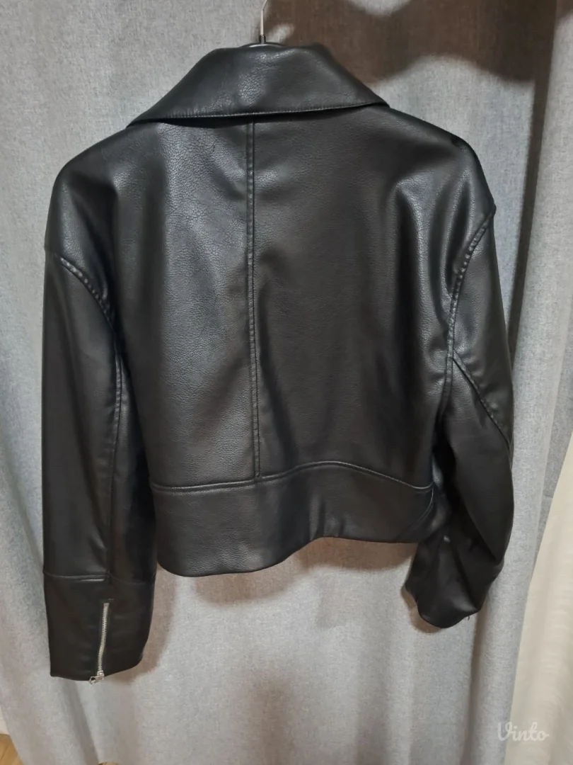 Crna zenska kozna jakna