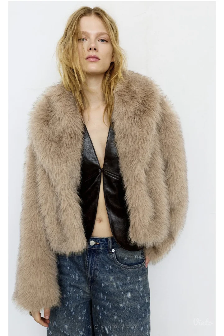 Nova bundica pull bear