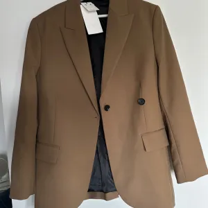 ZARA viralni sako NOVO