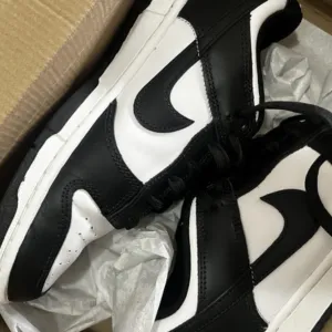 Nike Dunk Low “Panda” – br. 41 (original)