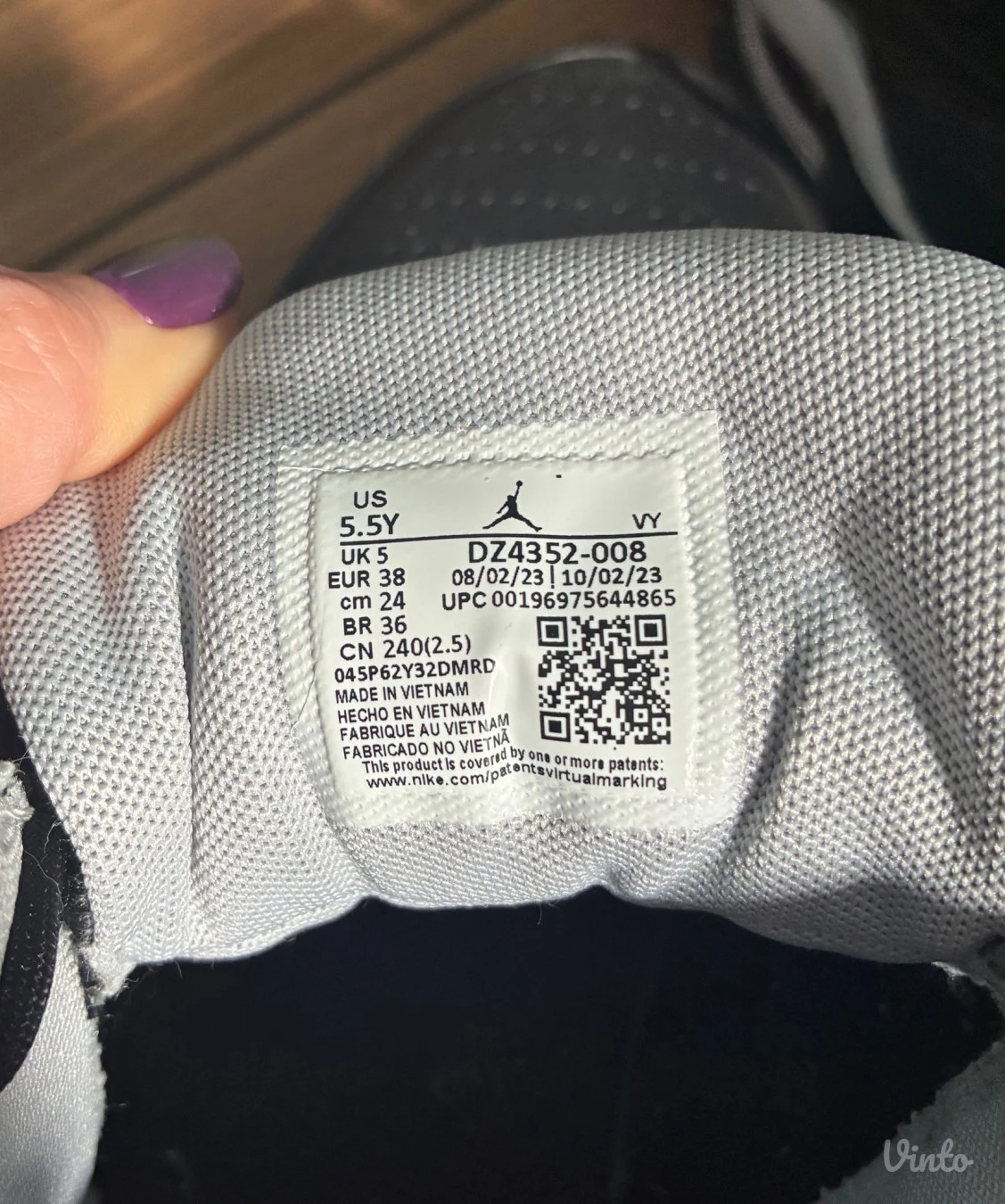 Air Jordan Max Aura 5 Br.38