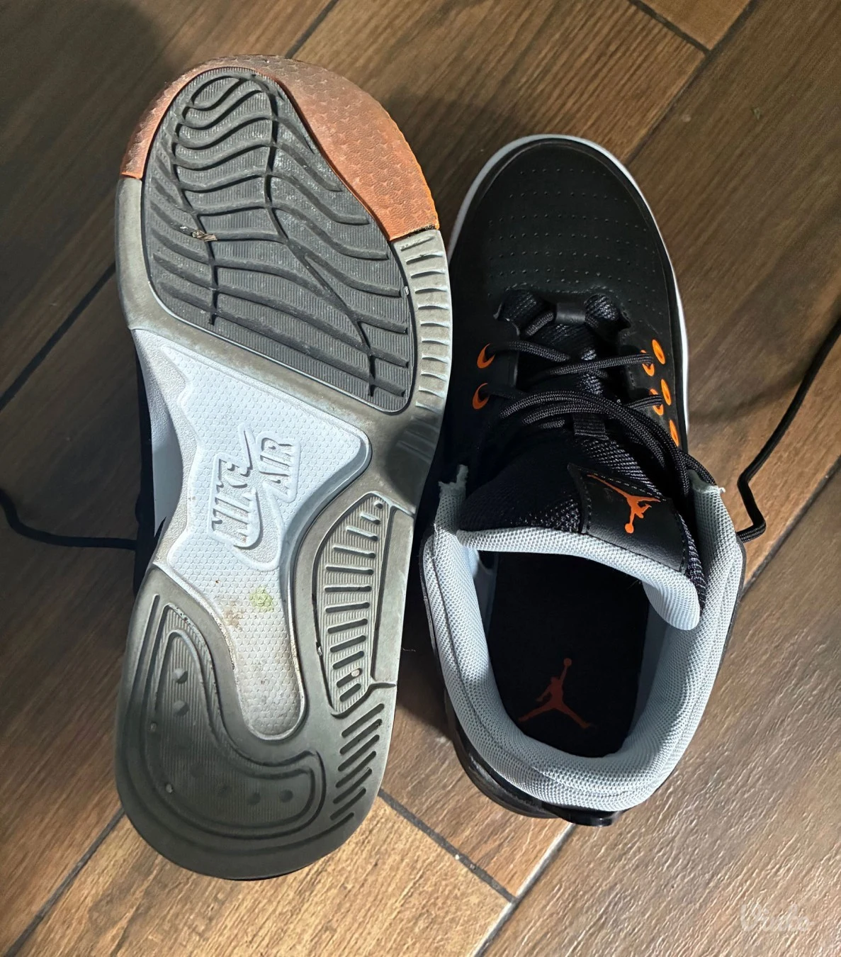 Air Jordan Max Aura 5 Br.38