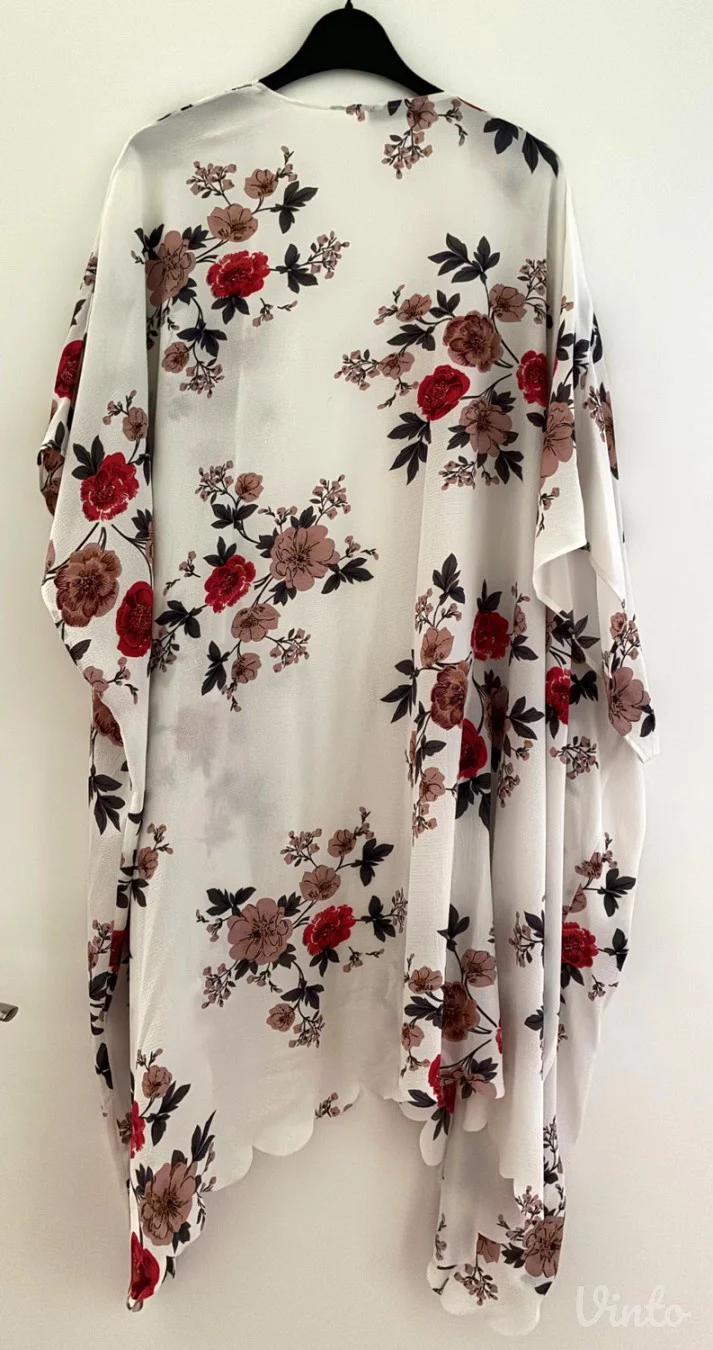 SheIn cvetni kimono