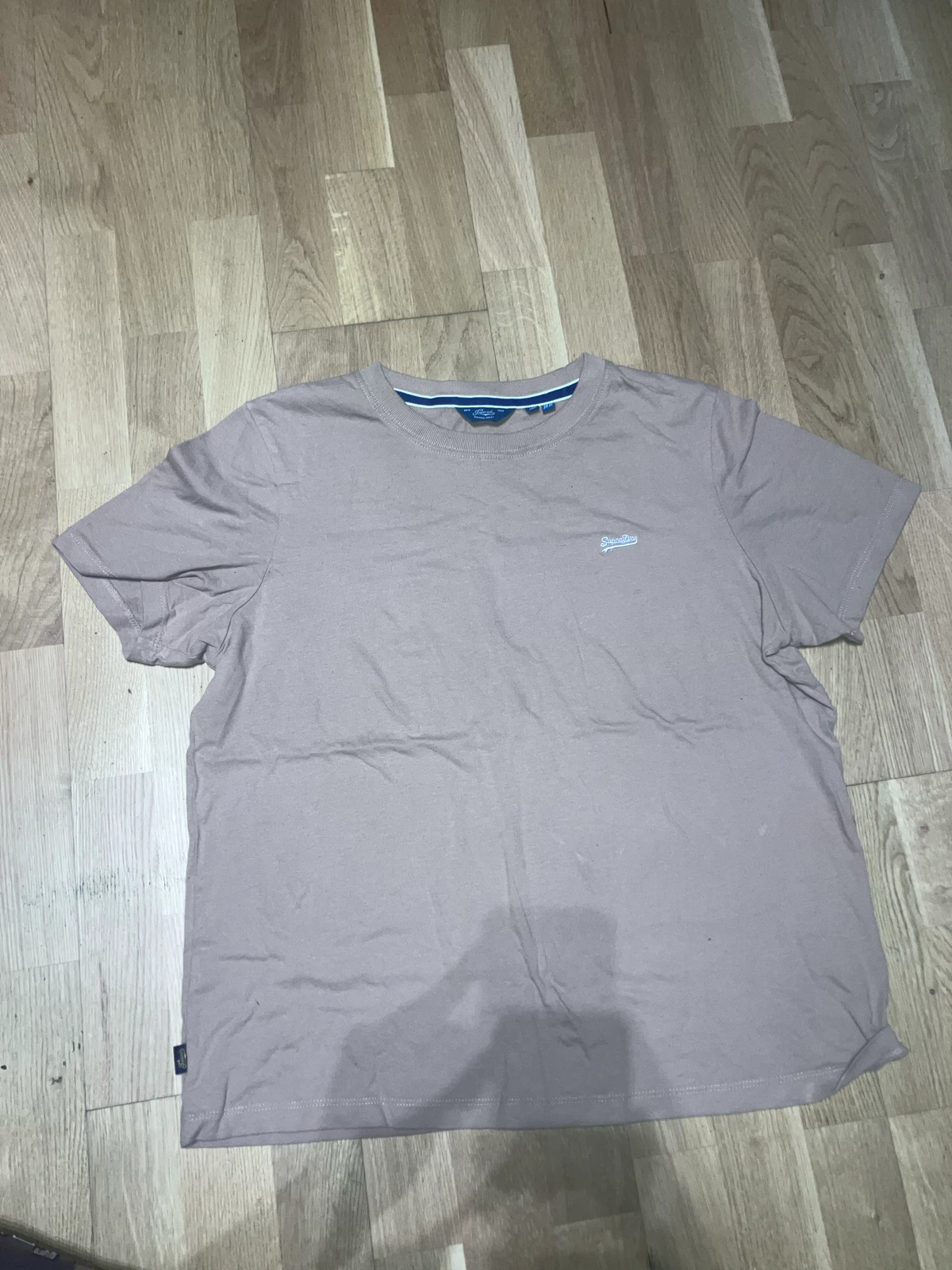 Superdry majica veličina 40