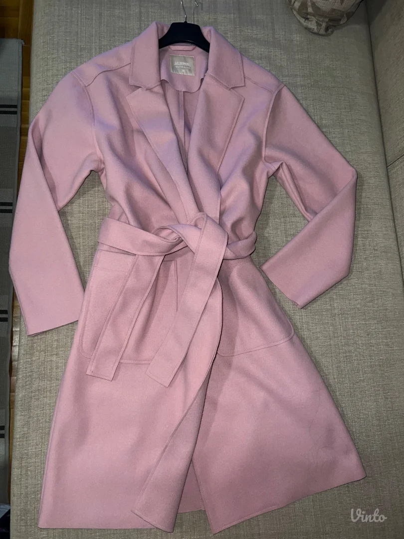 Ženski kaput- lc waikiki