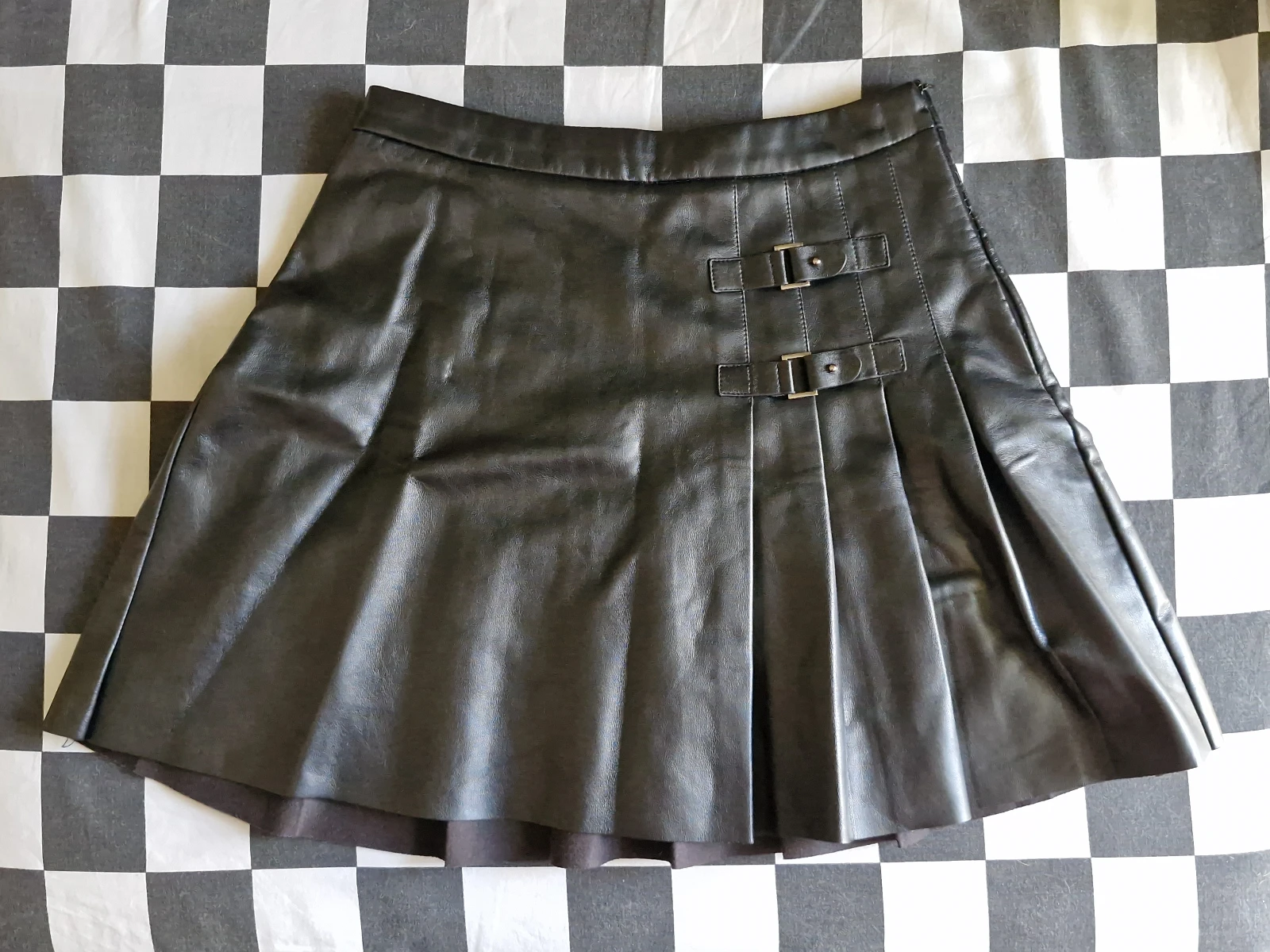 Faux leather suknja