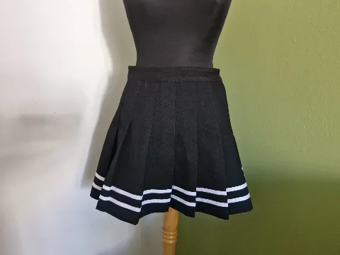 Schoolgirl suknja
